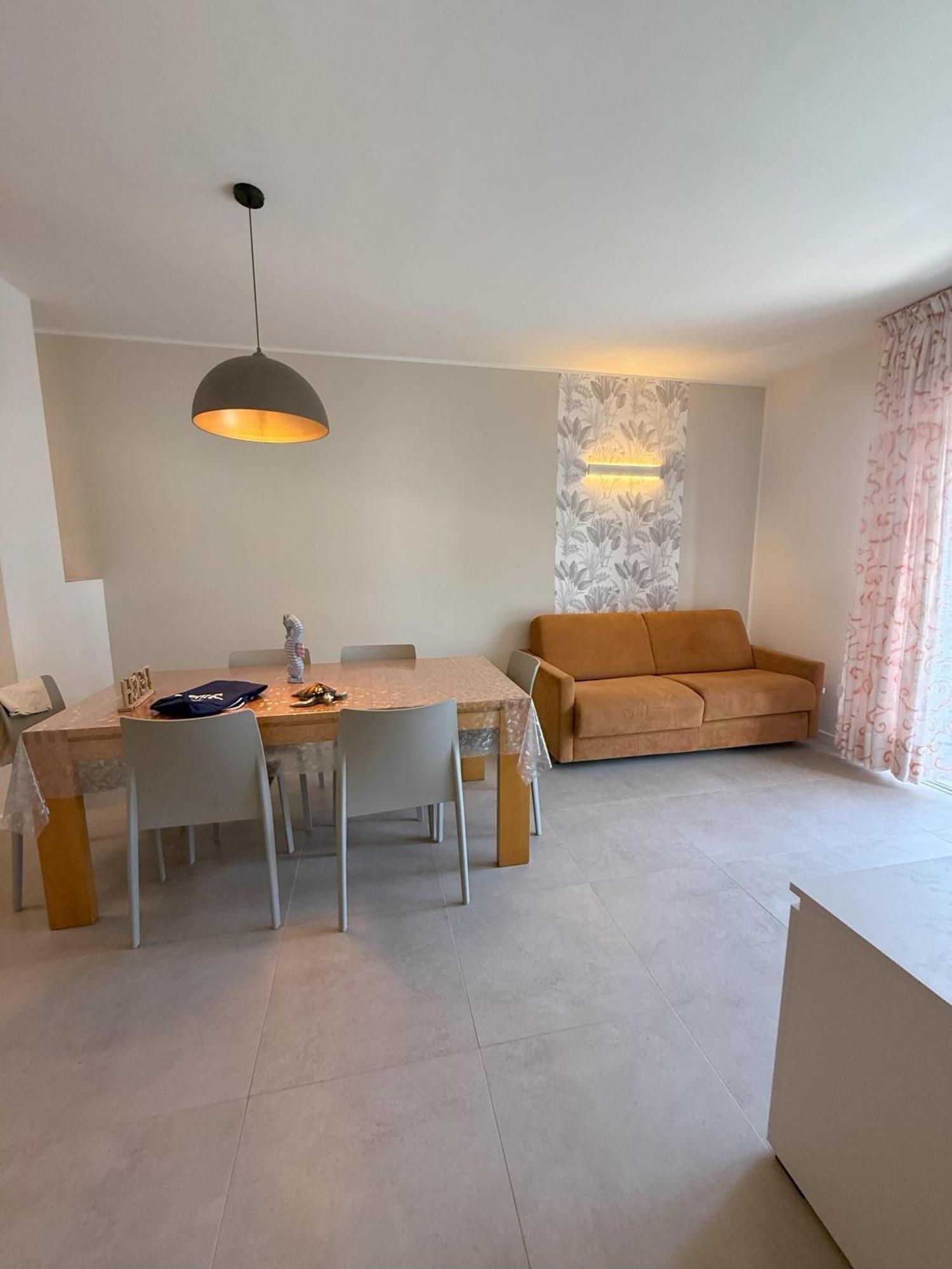 ביביונה Villa D'Annunzio מראה חיצוני תמונה